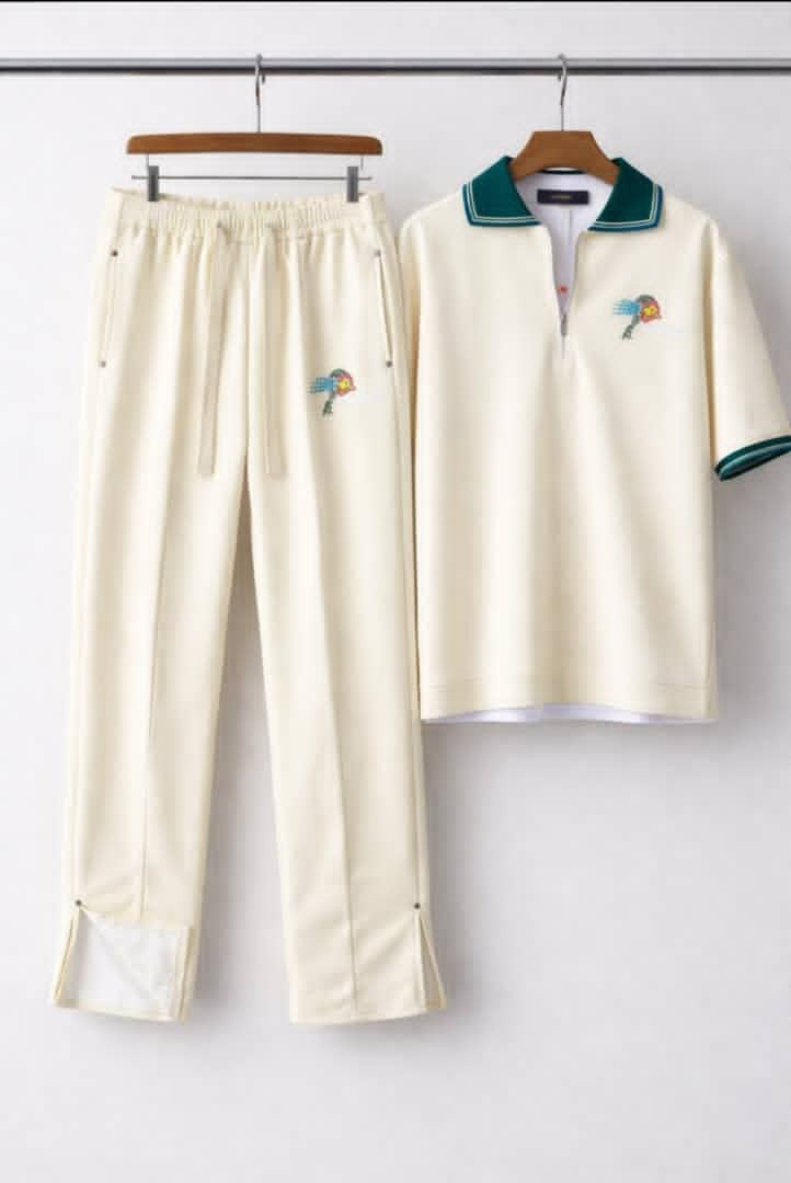 Men's Luxury Green Athleisure Set - Half-Zip Short Sleeve Polo & Straight Leg Sweatpants with Ankle Slit - 2-Piece Designer Style Tracksuit