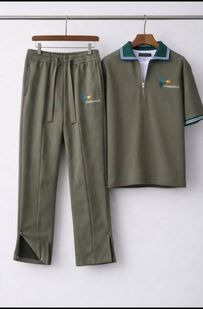 Men's Luxury Olive Green Two-Piece Tracksuit Set - Quarter-Zip Polo & Matching Joggers - Casual High-Street Athleisure Co-ord