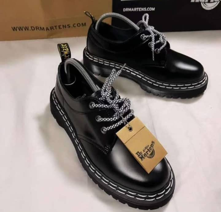 Black Dr. Martens 1461 Smooth Leather Oxfords Silver Braided Laces Platform Derby Shoes
